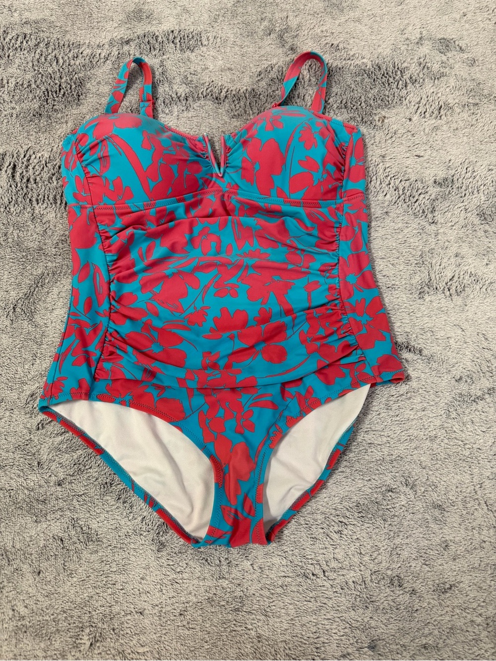 Seekers essentials Australia size 16 women’s one piece floral swimsuit